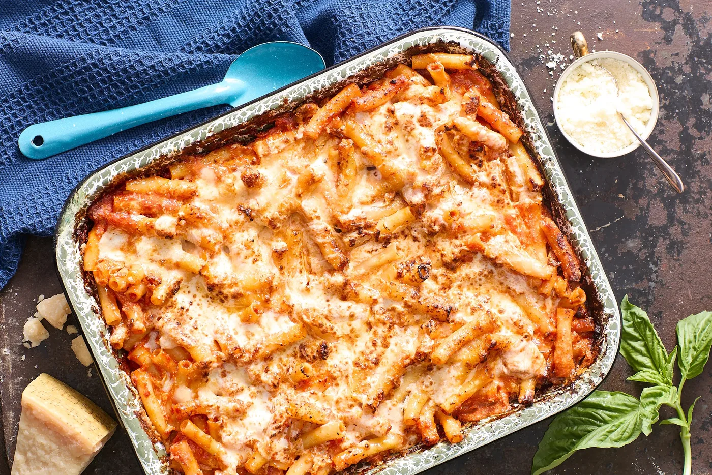 Baked ziti tray
