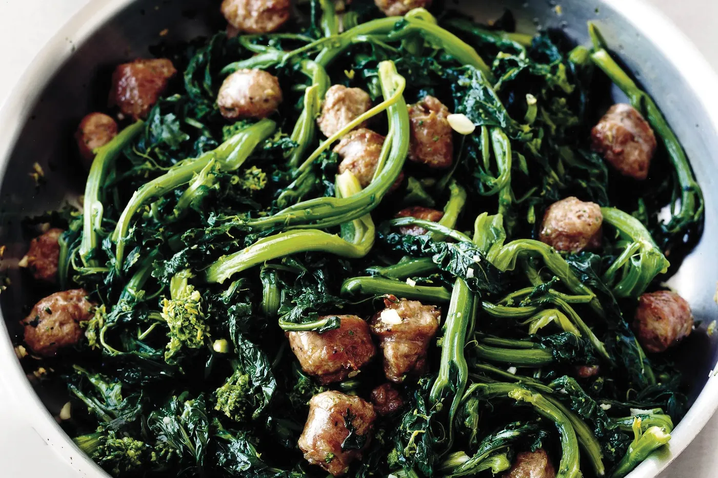 Broccoli rabe with sausage tray